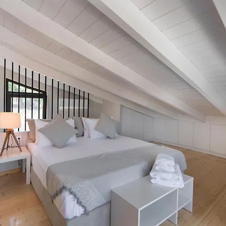 Halcyon Apartment